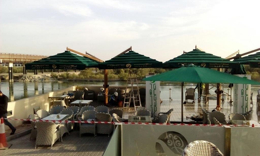 fout-sided-canopies
